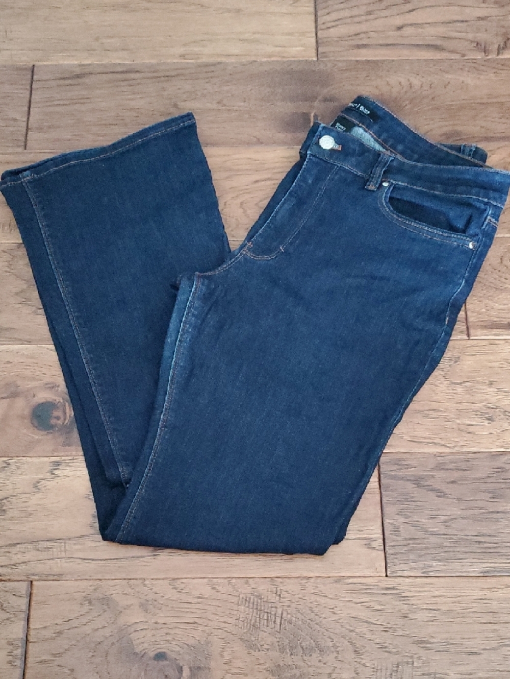 White House Black Market Skinny Flare Dark Wash Jeans - Size 12S